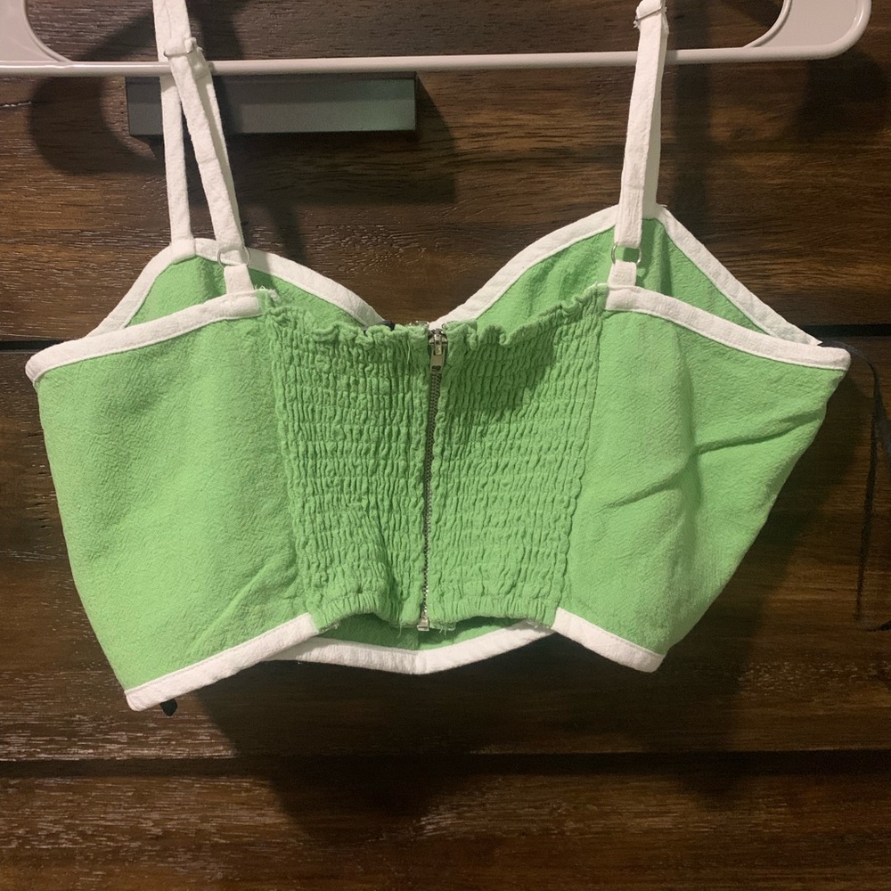 Forever 21 Green Two-Piece Cutout Skirt Set with White Trim - Picture 6 of 7